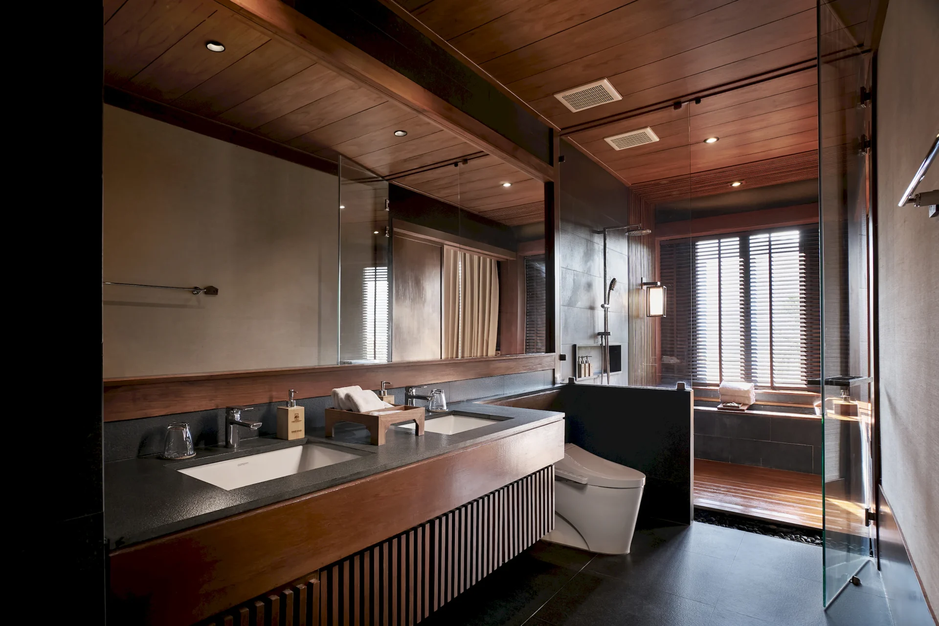 Grand Imperial Onsen Suite