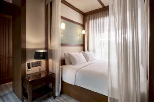One Bedroom Emperor Suite
