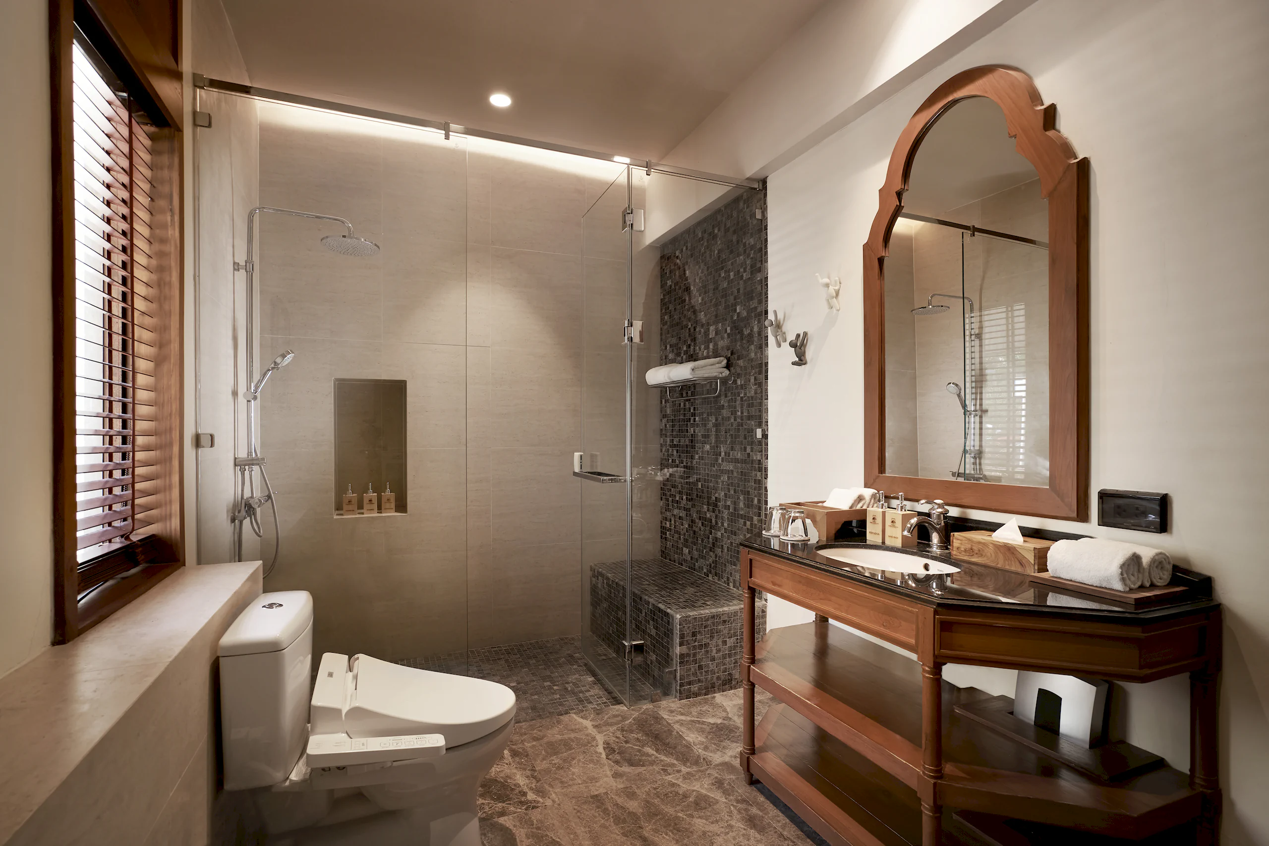 One Bedroom Royal Residence