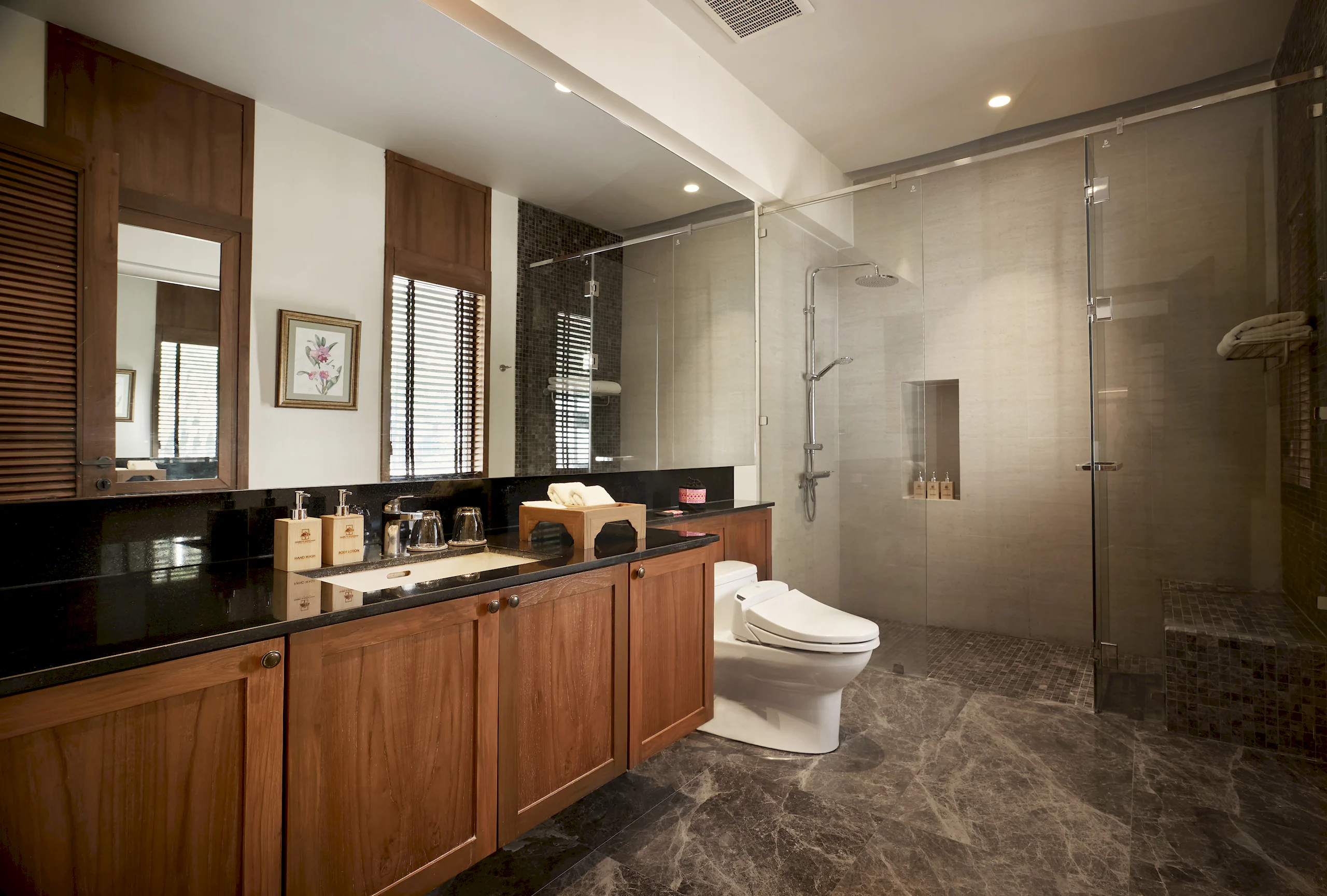 Three Bedroom Royal Residence